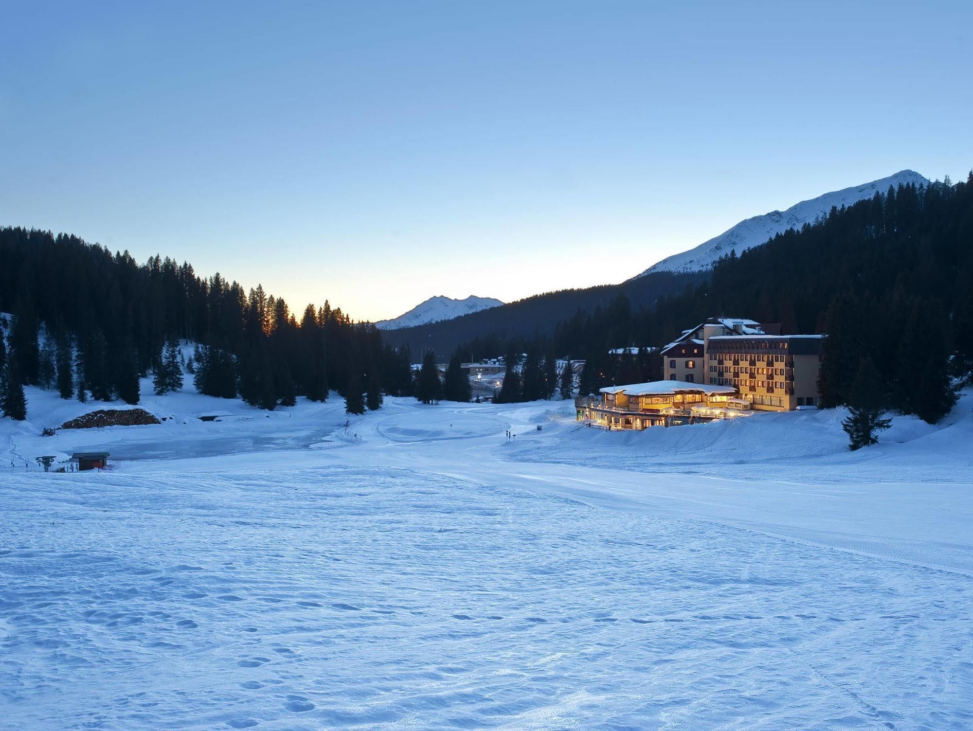Residence Hotel Sport Campiglio Madonna Eksteriør bilde