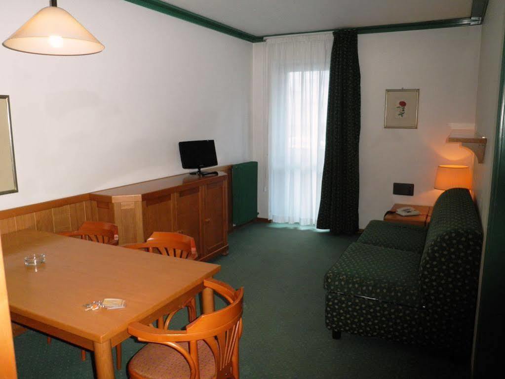 Residence Hotel Sport Campiglio Madonna Eksteriør bilde